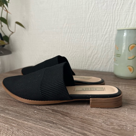Steven black mules in 6.5. - Picture 2 of 5